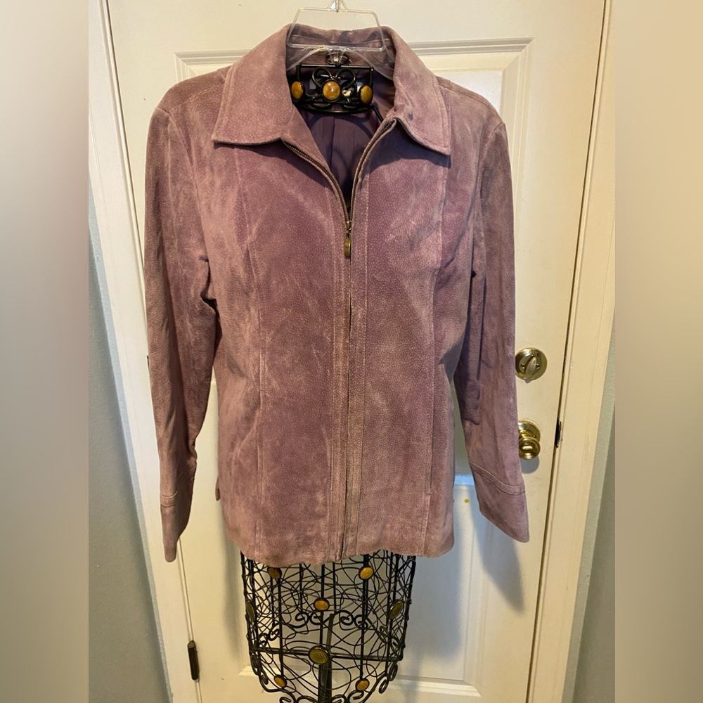 Very good used light purple leather suade jacket coat